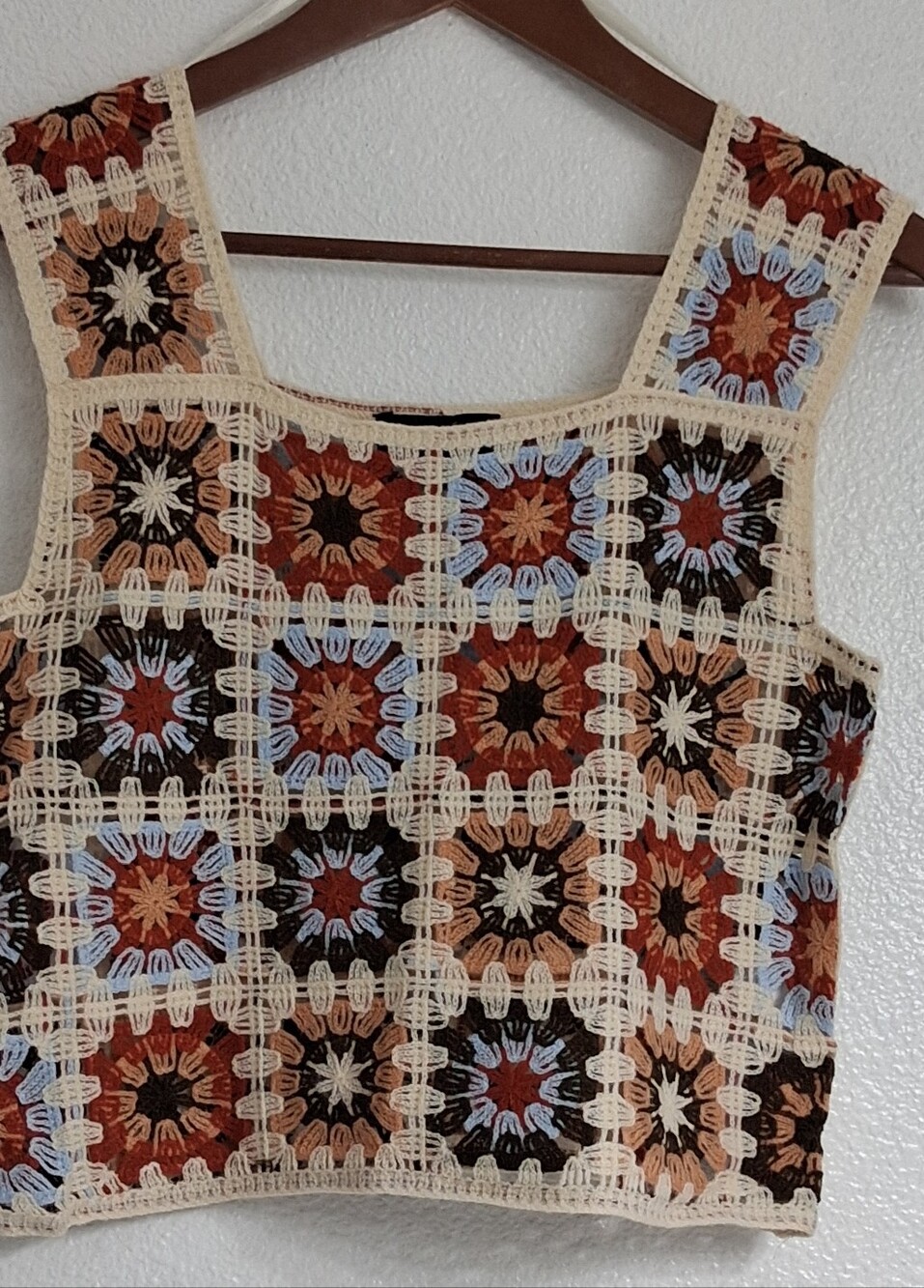 BCX Crochet Patchwork Crop Top in Rust, Cream, Blue, Black. Size M